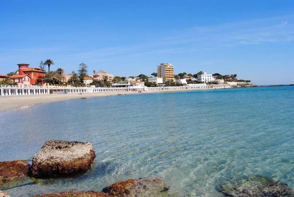 סנטה מרינלה Suite La Marinella Localita Caccia Riserva מראה חיצוני תמונה