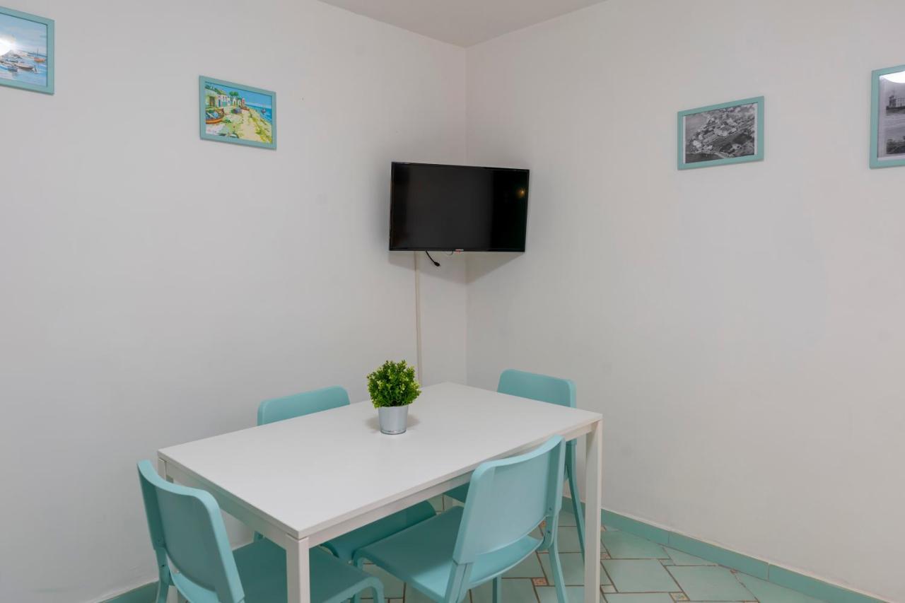 סנטה מרינלה Suite La Marinella Localita Caccia Riserva מראה חיצוני תמונה